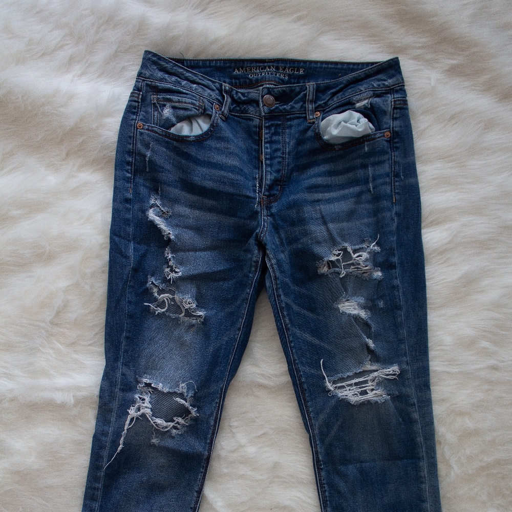 High Waisted Distressed Boyfriend Jeans